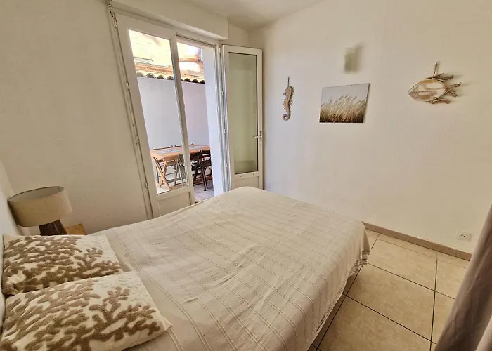 Apartment Les Flamants Roses De La Capte T3 Hyeres