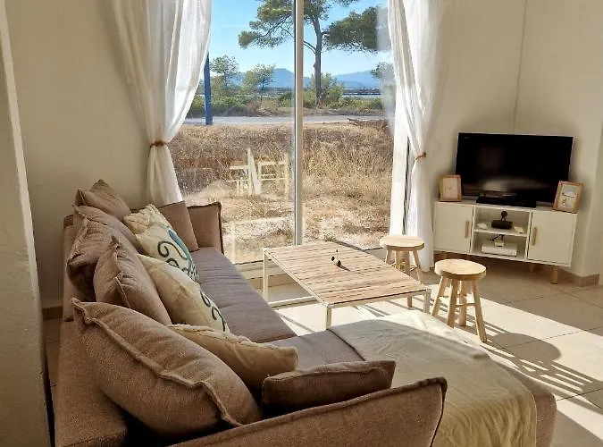 Les Flamants Roses De La Capte T3 Hyeres