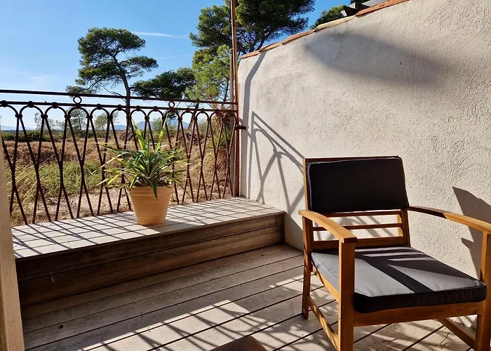 Les Flamants Roses De La Capte T3 Hyeres